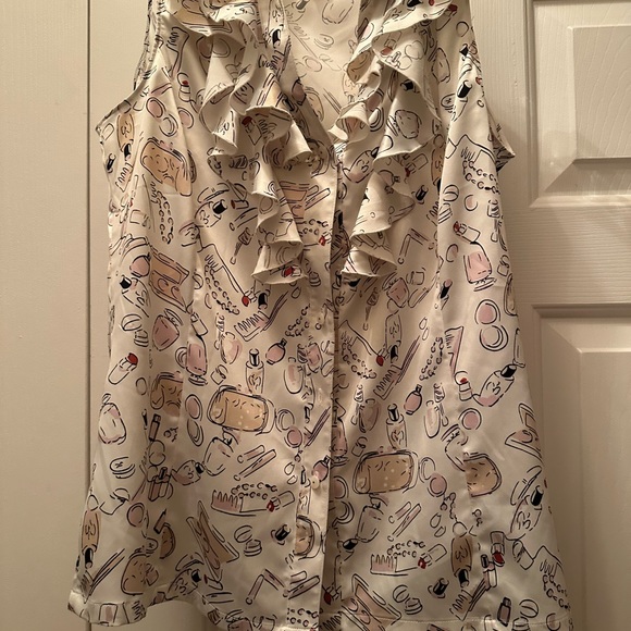 Tahiri Silky Slvless Top w 5 Buttons P/Small. Worn once & like new & comfy. Nice - Picture 15 of 16